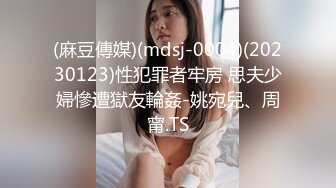 饥渴的老婆3P都满足不了性需求!