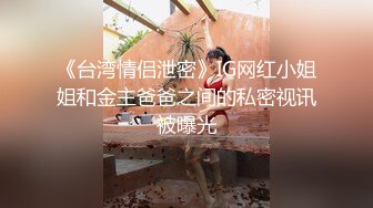 后入老婆的大屁股爆操骚逼最后内射