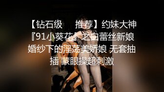 2024年4月最美哺乳期宝妈【哺乳期】为了生活下海~直播挤乳汁!湿哒哒，小少妇颇有几分姿色 (8)