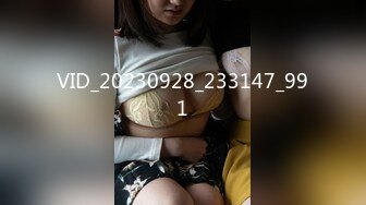 [MP4/ 416M] 性感体操服 纯欲女友穿上白丝和体操服操她 白白嫩嫩香香的身体