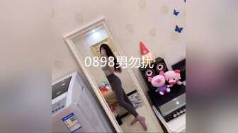 [MP4/ 304M] 大奶美女 被大肉棒无套输出 拔枪射了一屁屁