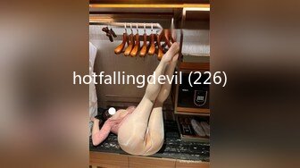 hotfallingdevil (226)